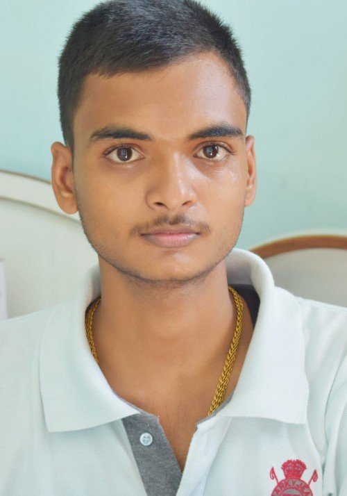Shreyash Vishwakarma  home tutor in Varanasi.